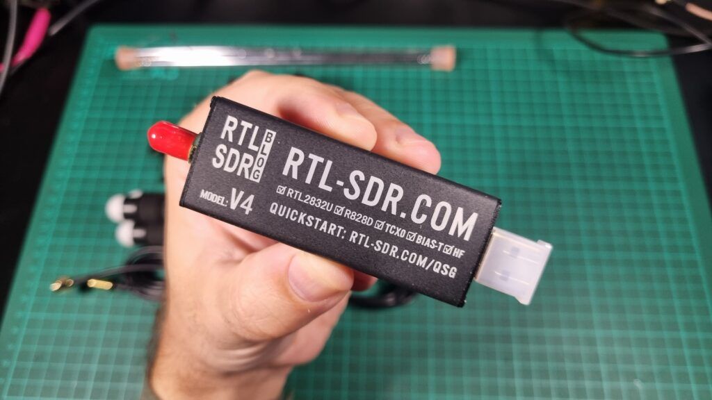 RTL-SDR V4: MEJORAS, COMPATIBILIDAD Y TODO LO QUE NECESITAS SABER SOBRE ...